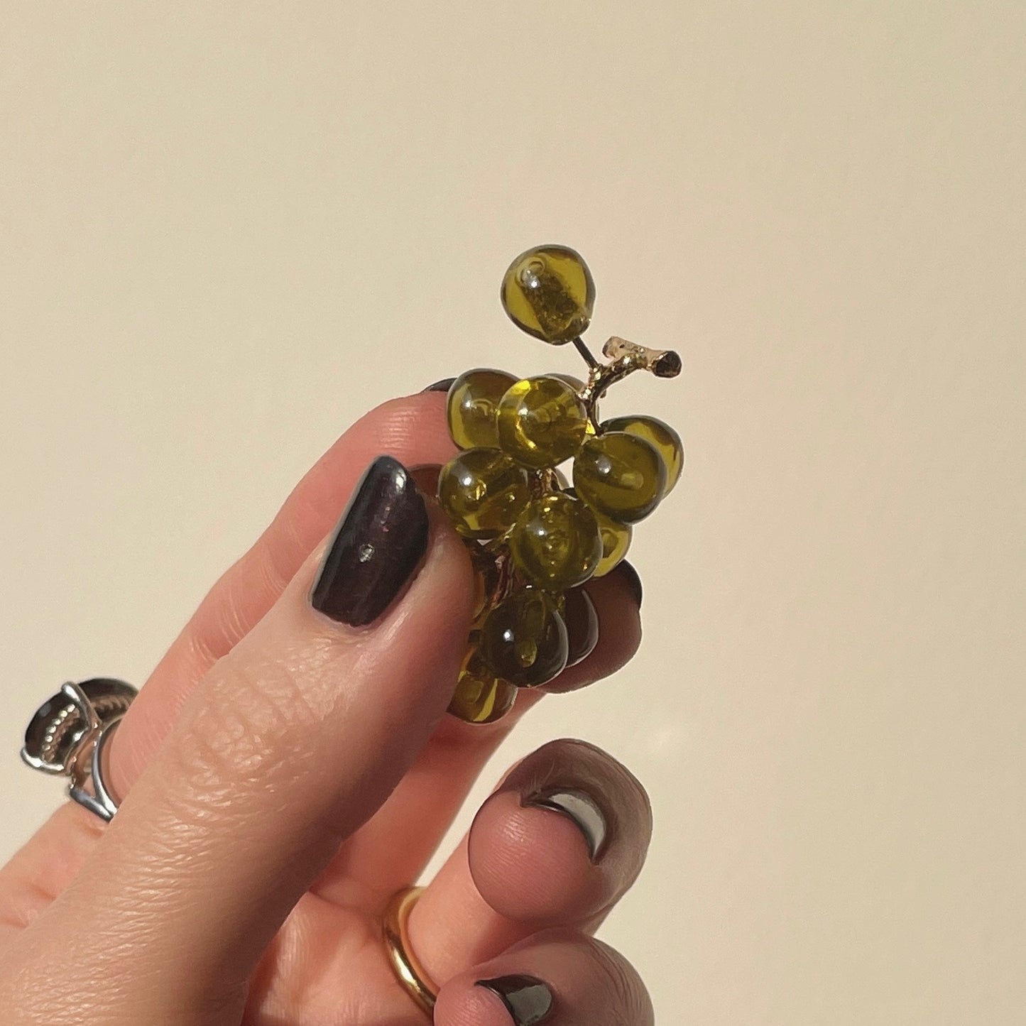 [ clear green ] grape piercing