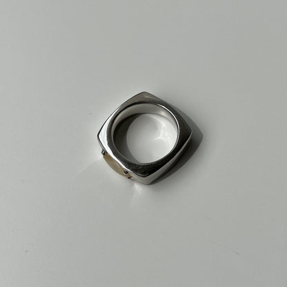 [ yellow moon glass ] europa silver