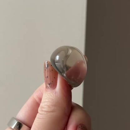 [ gris ] l’eau plump
