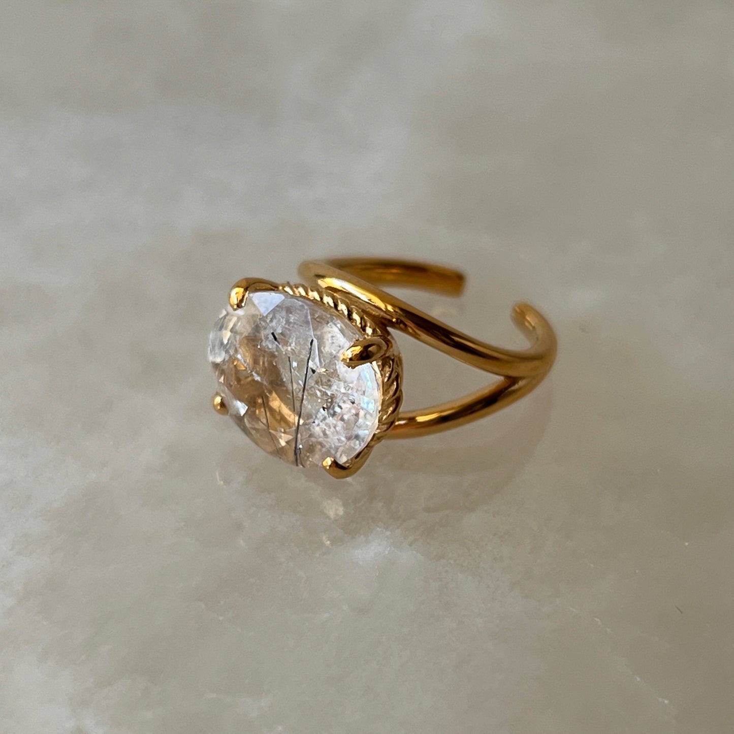 [ tourmaline quartz (clear) ] reine -pinky gold