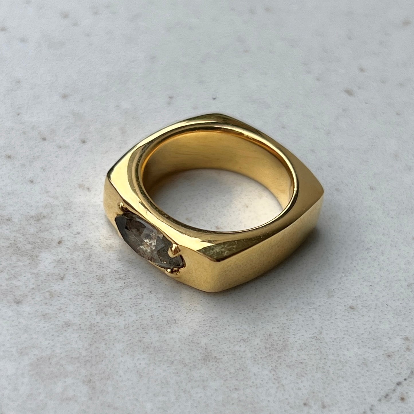 [ smoky moon glass ] europa gold