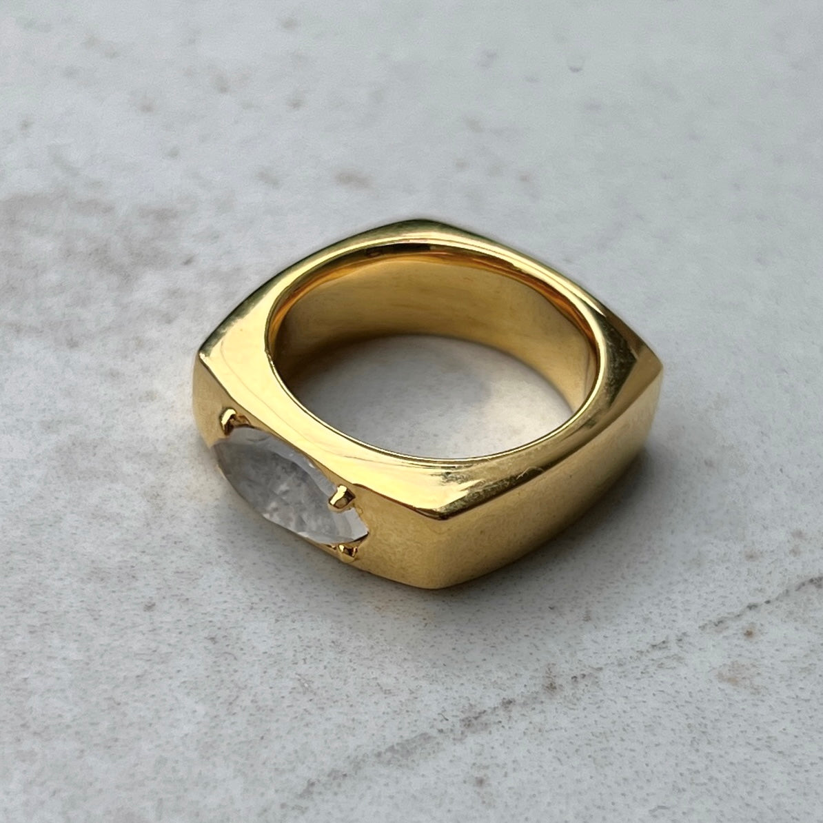 [ opal moon glass ] europa gold