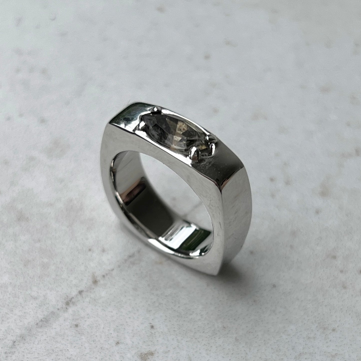 [ smoky moon glass ] europa silver