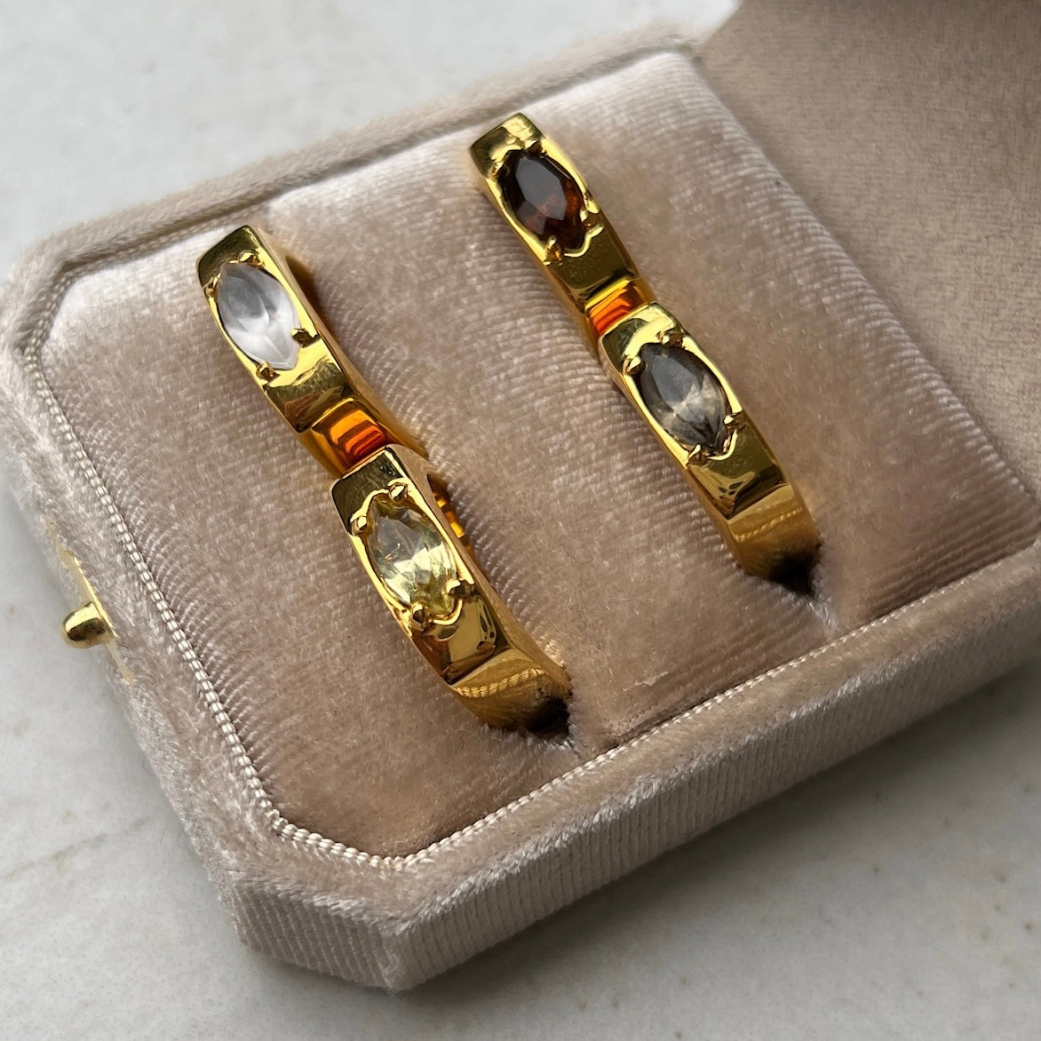[ amber moon glass ] europa gold