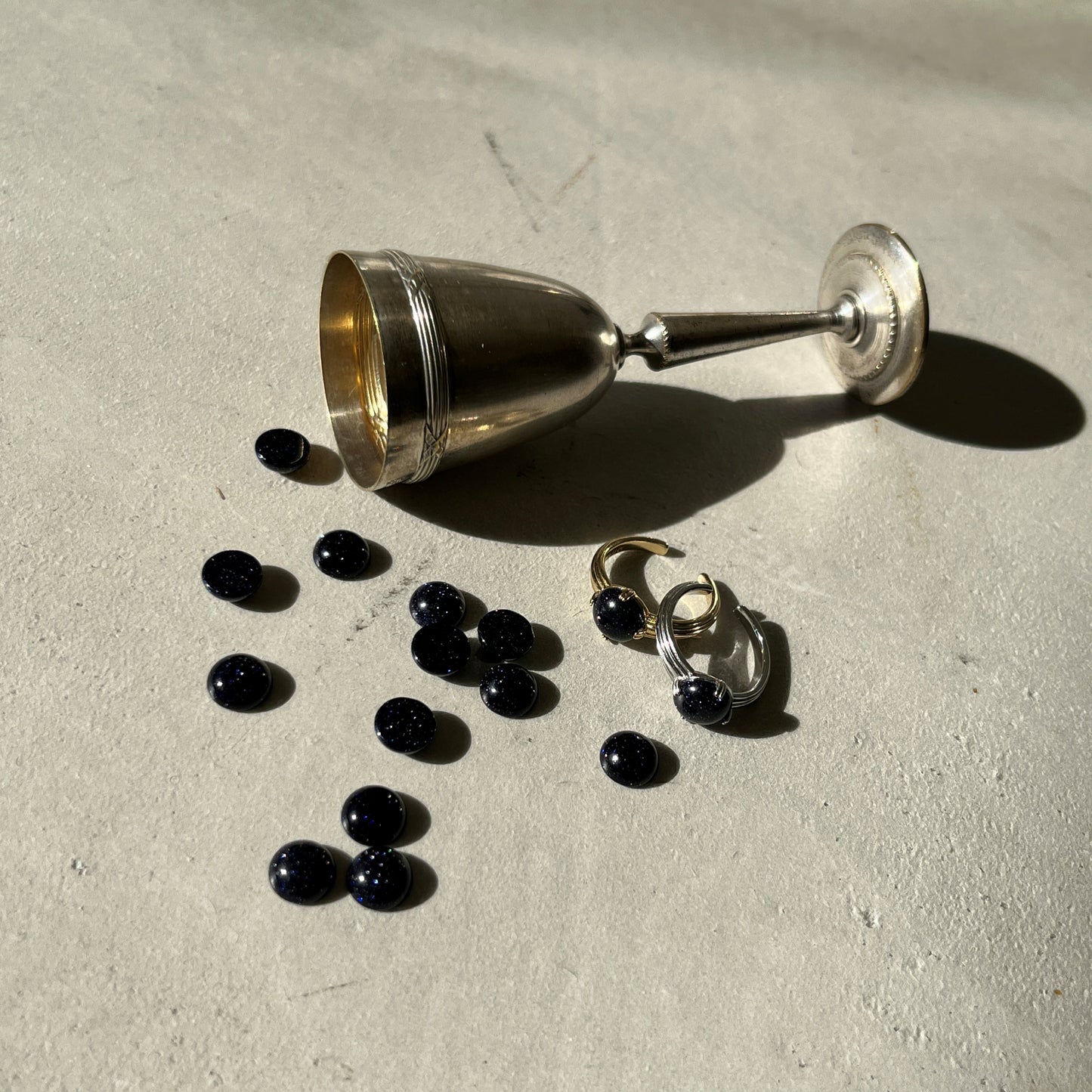 [ blue gold stone ]  croissant silver