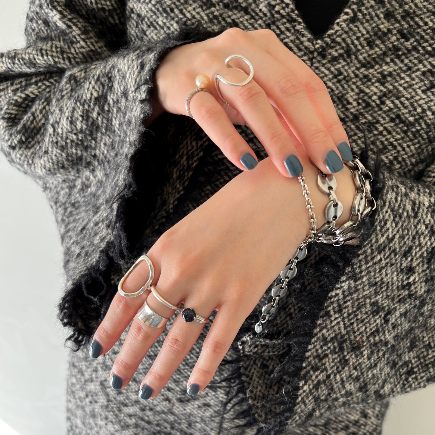 [ blue gold stone ]  croissant silver