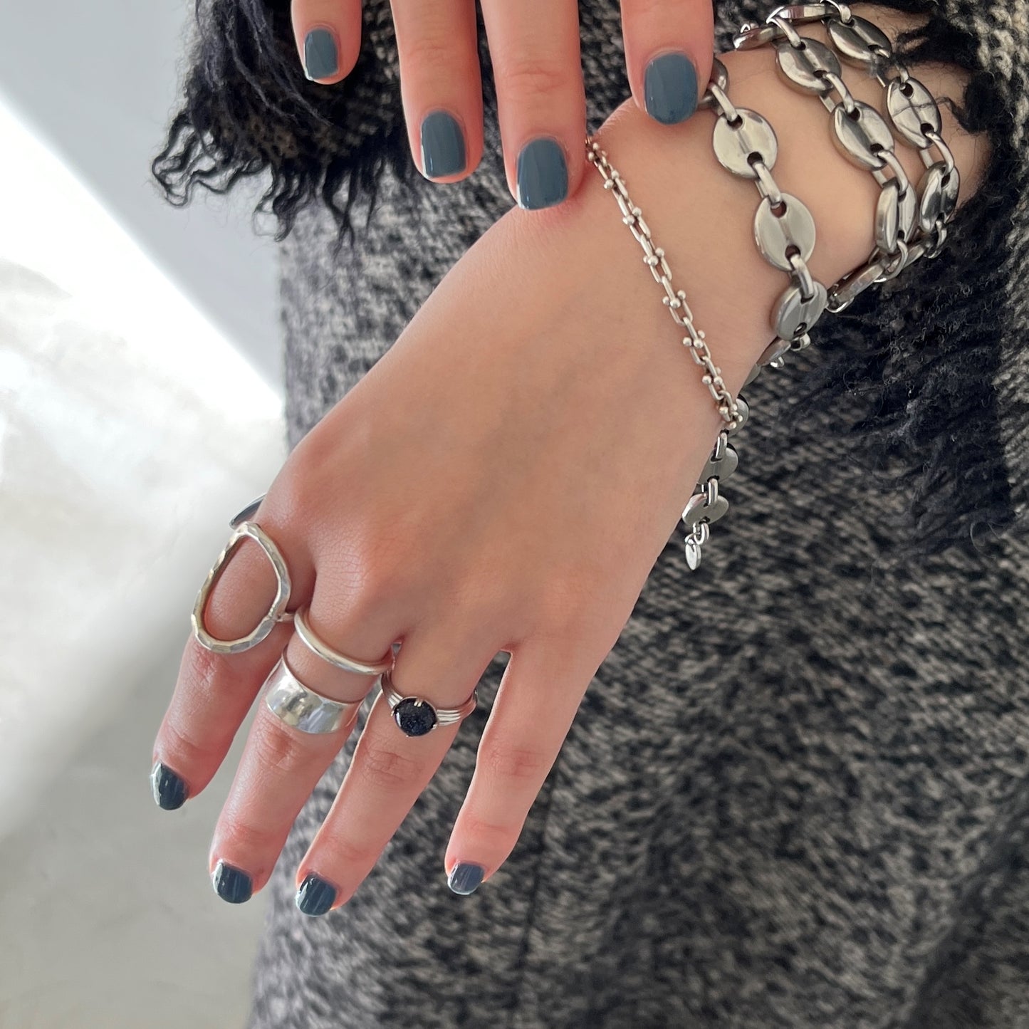 [ blue gold stone ]  croissant silver