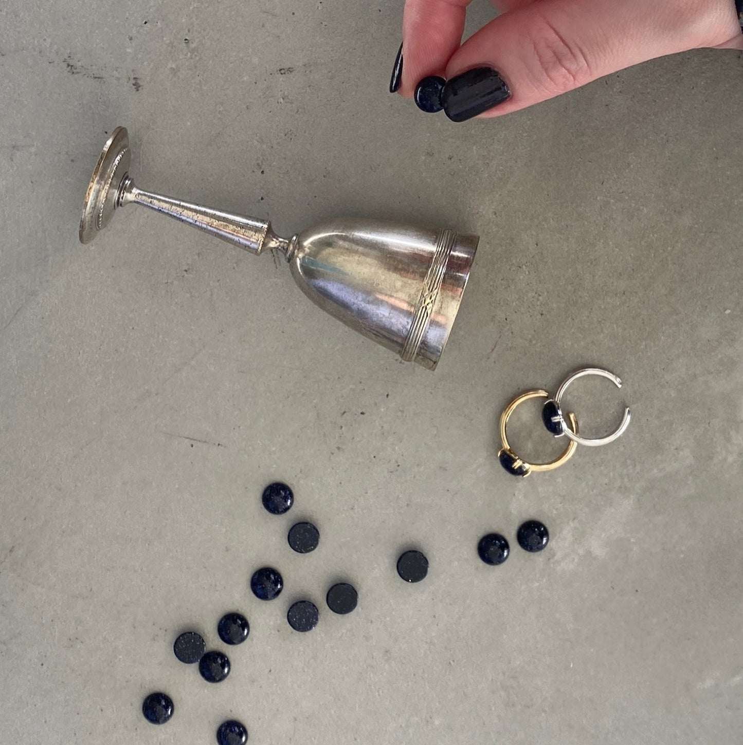 [ blue gold stone ]  croissant silver