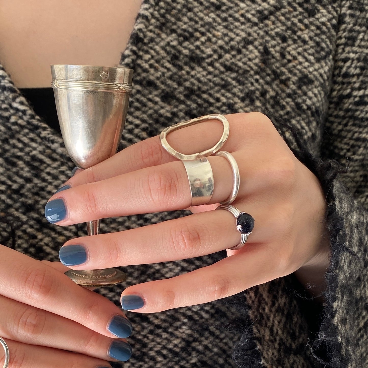 [ blue gold stone ]  croissant silver