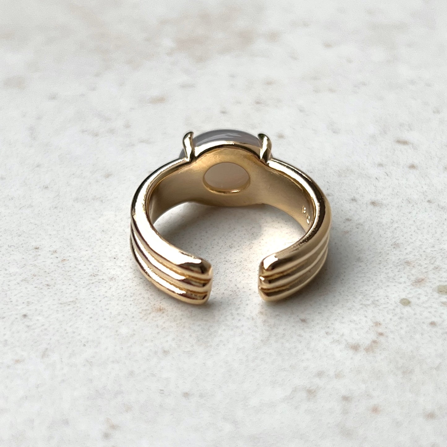 [ gray onyx ]  trois gold