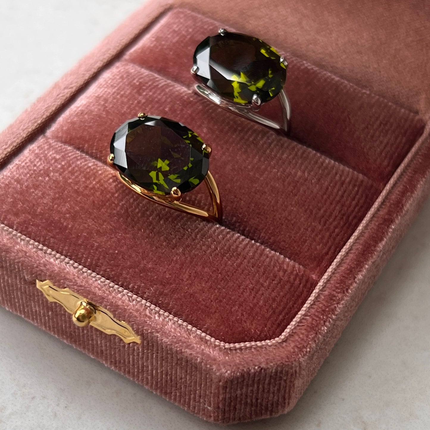 [ olive ] reine gold