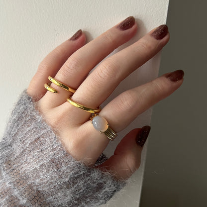 [ gray onyx ]  trois gold