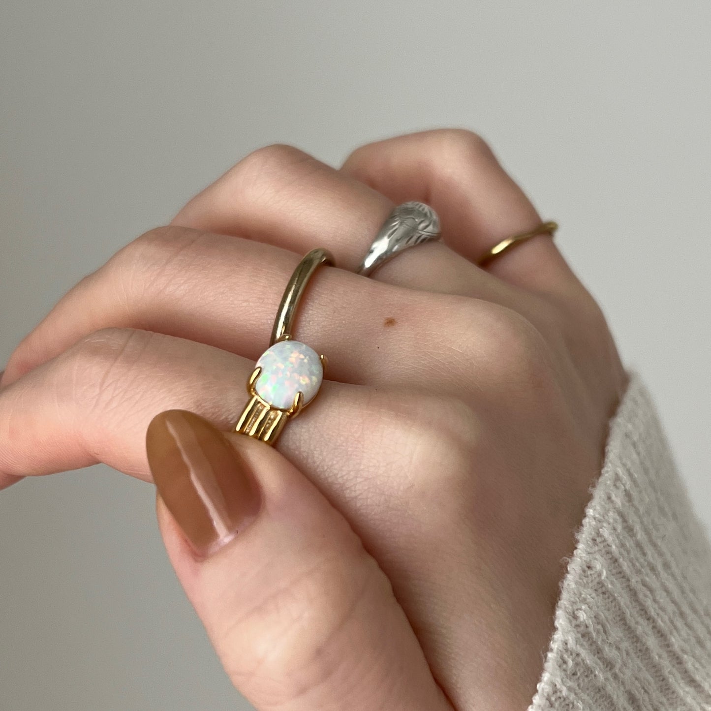 [ neon rainbow opal ] trois gold