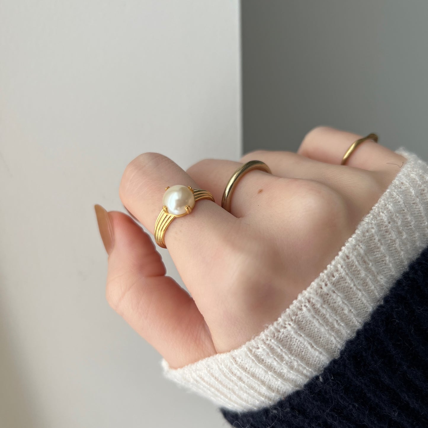 [ vintage pearl ] croissant gold