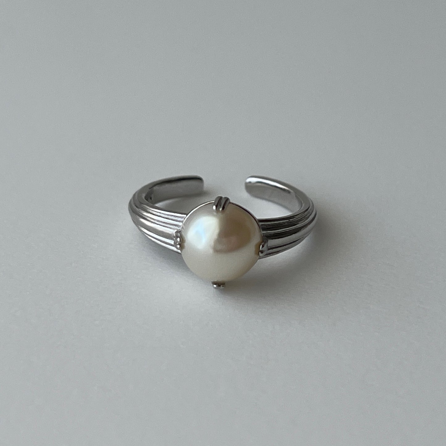 [ vintage pearl ] croissant silver