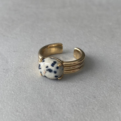 [ dalmatian jasper ]  trois gold