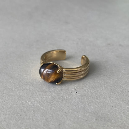 [ tiger eye ]  trois gold