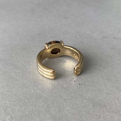 [ tiger eye ]  trois gold