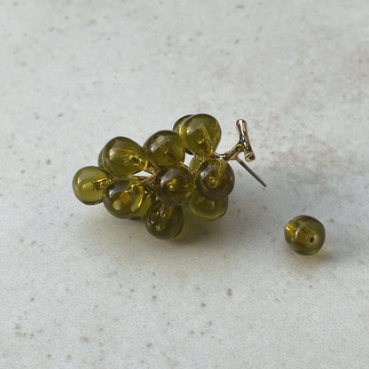 [ clear green ] grape piercing