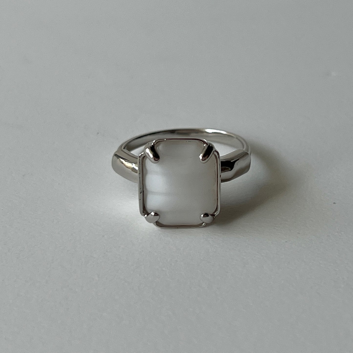 [ vintage white ] éclat silver