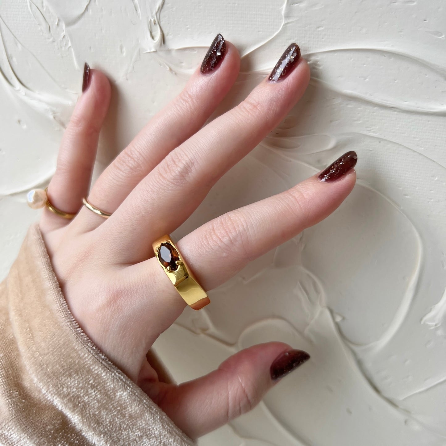 [ amber moon glass ] europa gold