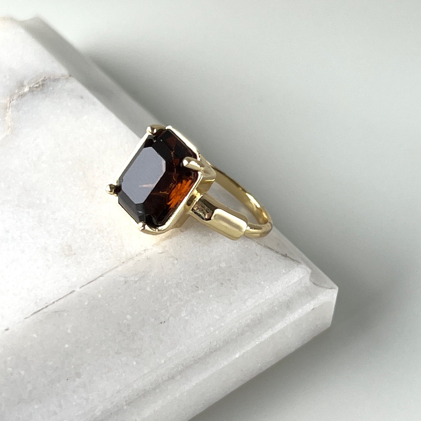 [ vintage amber ] éclat gold