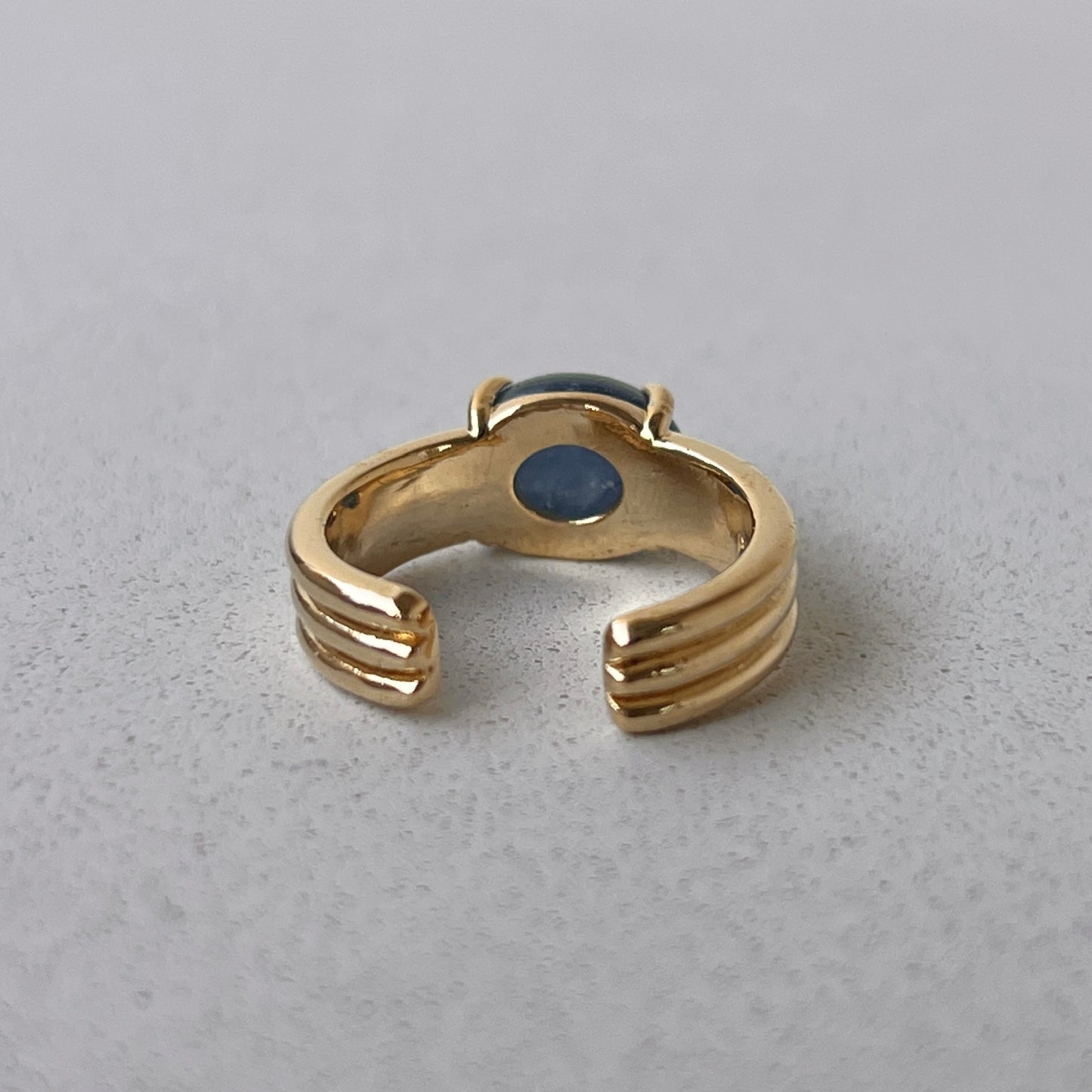[ kyanite ] trois gold