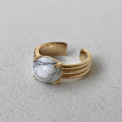 [ howlite ] trois gold
