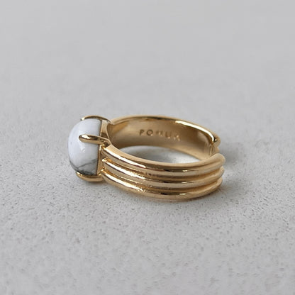 [ howlite ] trois gold