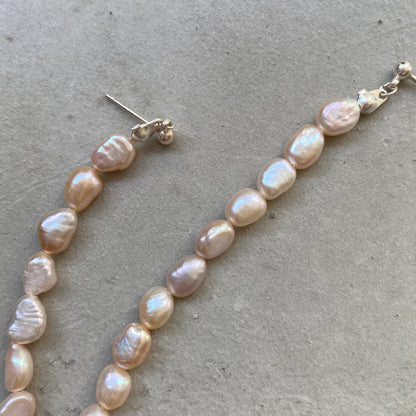[ small aurora pink pearl ] long-length piercings