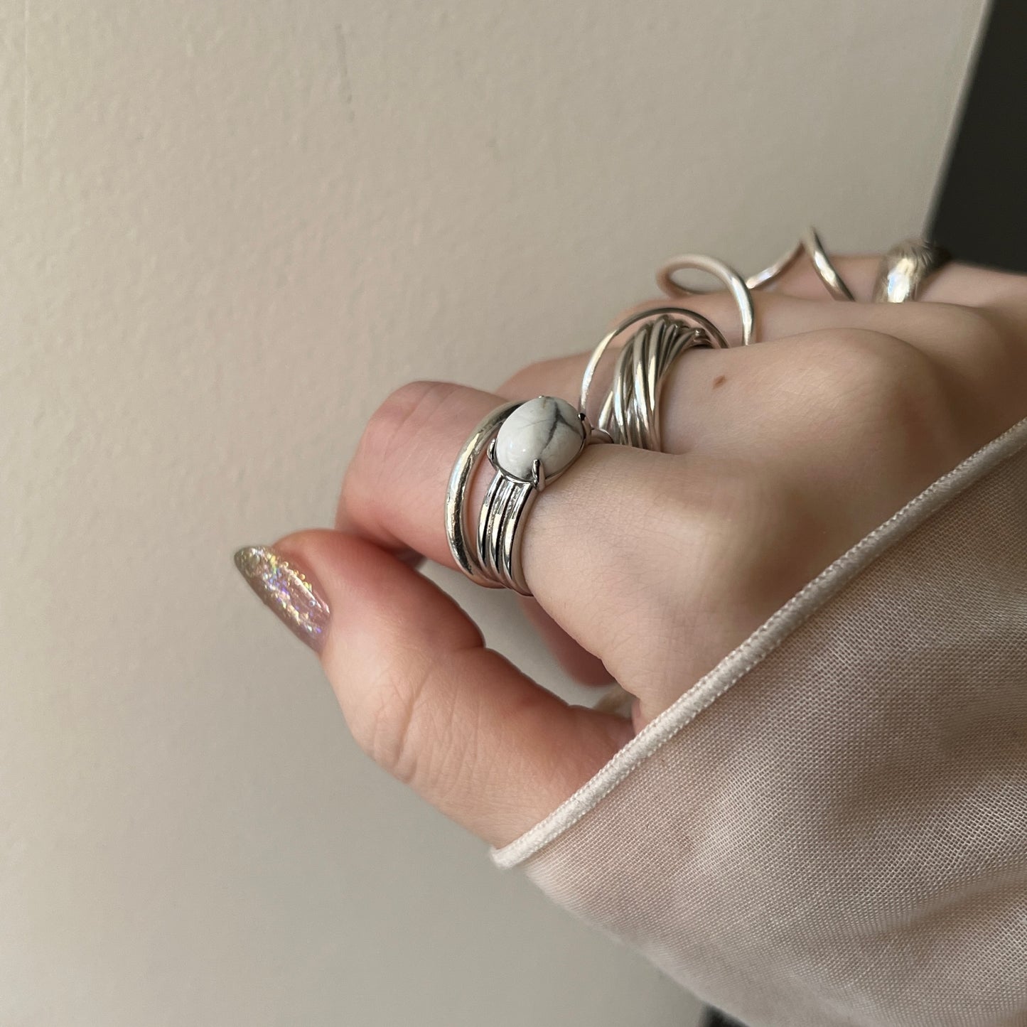[ howlite ] trois silver