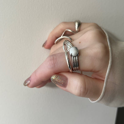 [ howlite ] trois silver