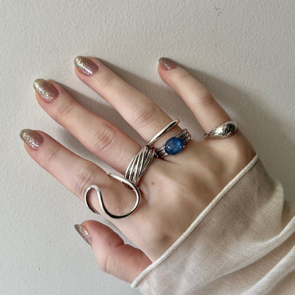 [ kyanite ] trois silver