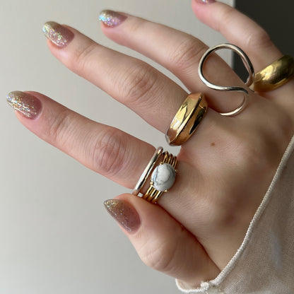 [ howlite ] trois gold