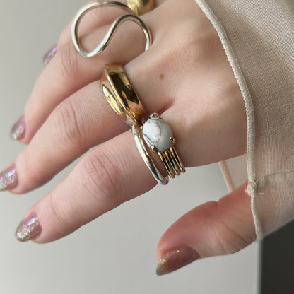 [ howlite ] trois gold