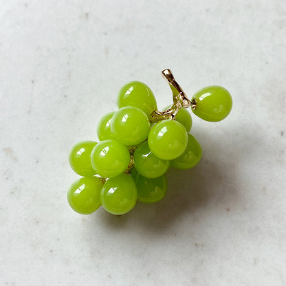 [ green ] grape piercing