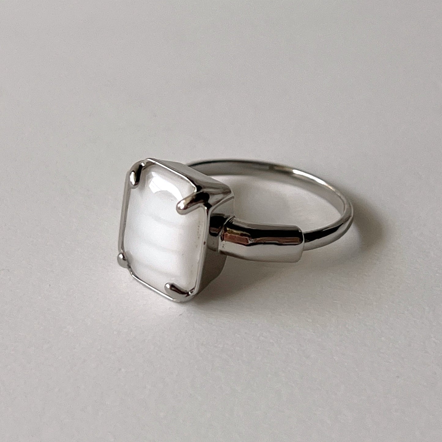 [ vintage white ] éclat silver